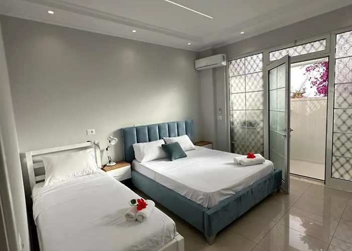 Elmazaj Apartment Sarande